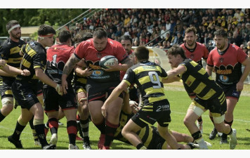 D'UNE COURTE TETE FACE A FIGEAC