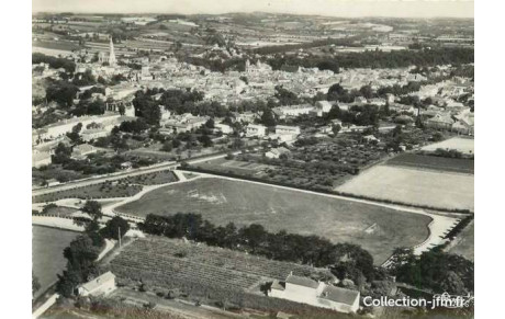 LE STADE ANDRE DUPRAT EN 1950